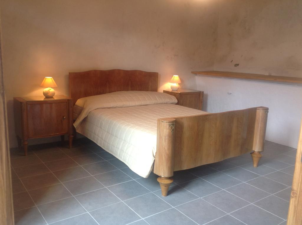 Thesecretgarden-France Bed & Breakfast Saint-Pierre-du-Lorouër Rom bilde